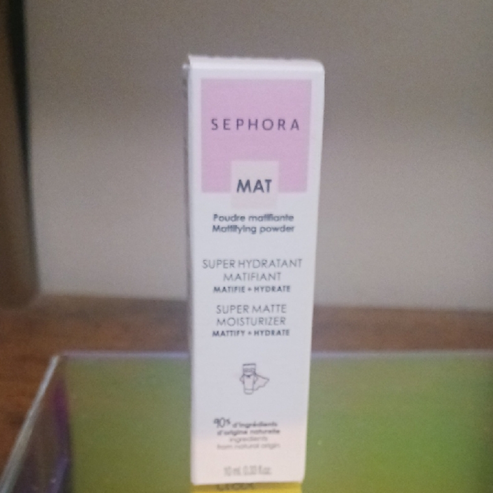 Sephora Matifying Powder in White and Pink
